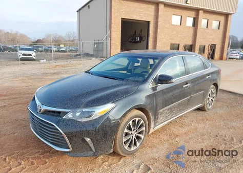 2016 Toyota Avalon Xle Plus z USA, uszkodzony, nr VIN 4T1BK1EB4GU204480